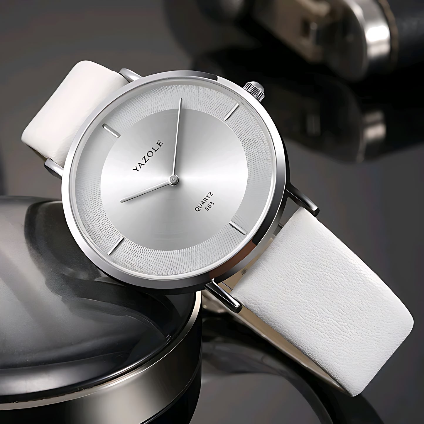 The Yazole Classique 563 – White