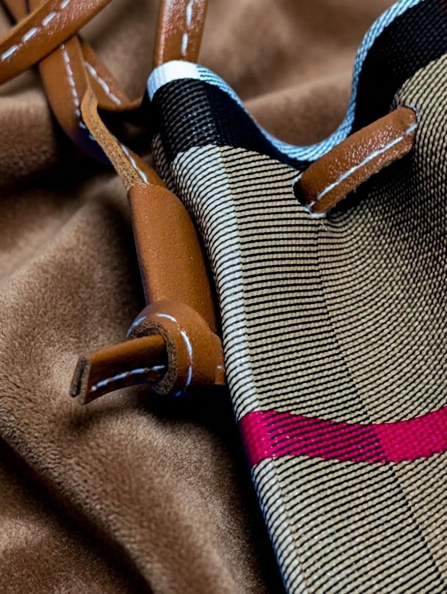 The Cambridge Crossbody