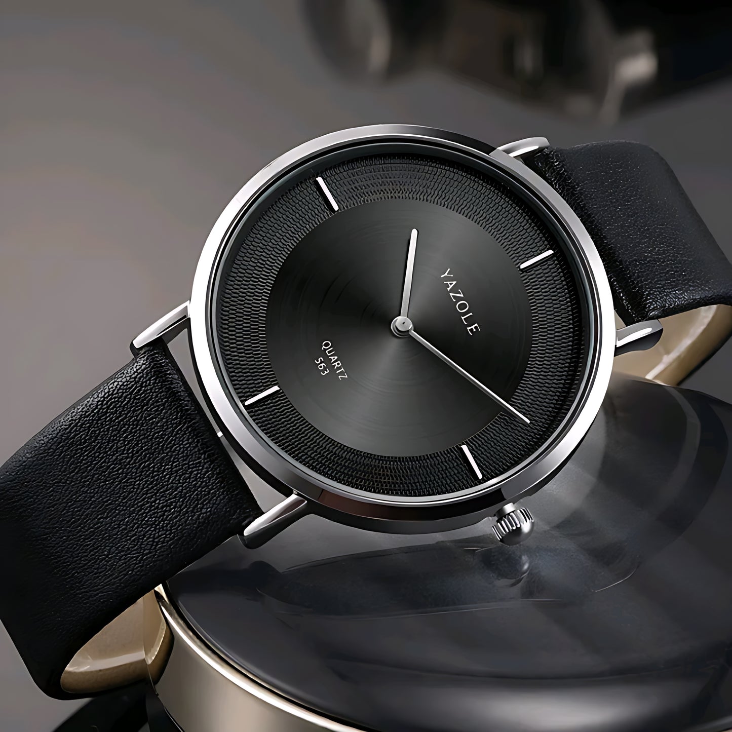 The Yazole Classique 563 – Black
